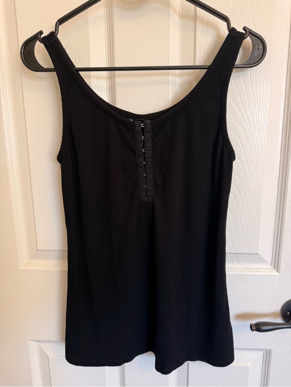 Torrid Black Ribbed Hook & Eye Tank Top Size 0 L 12 Scoop Neck